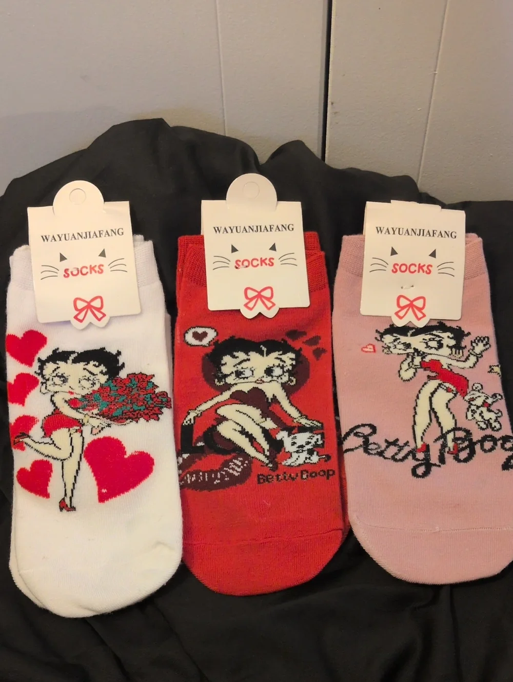 Betty Boop Women's Socks - White, Red, Pink